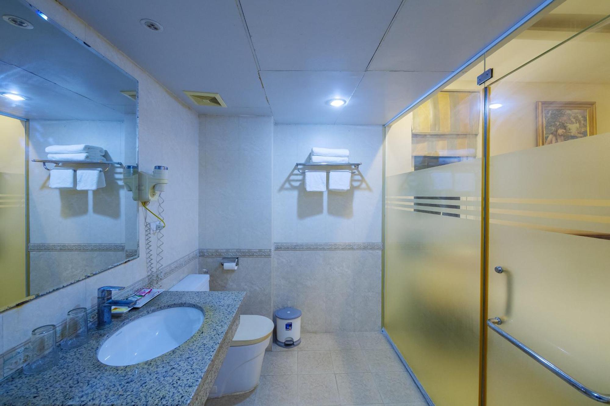 Ngan Ha Hotel Long Bien 하노이 외부 사진