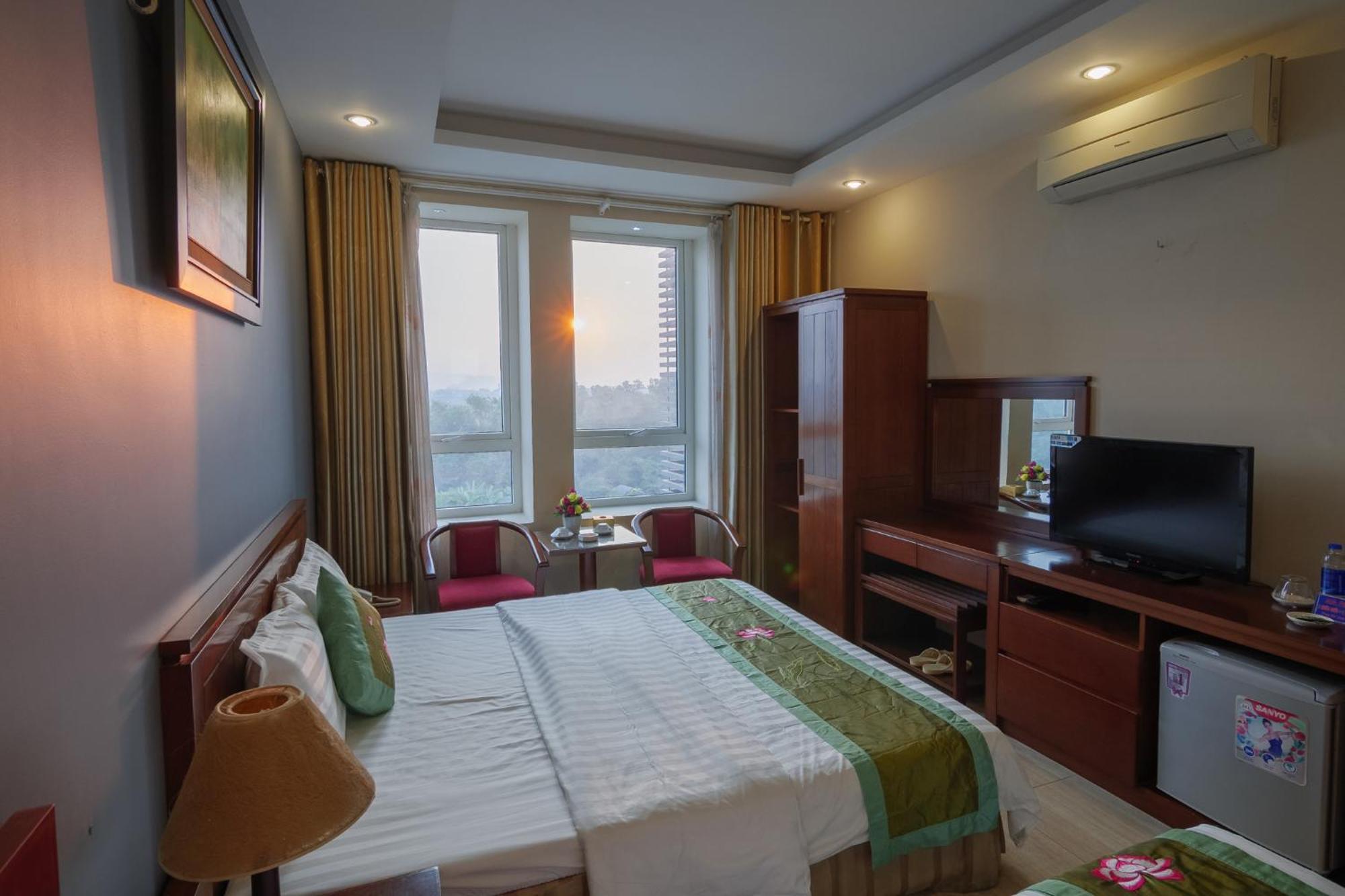 Ngan Ha Hotel Long Bien 하노이 외부 사진