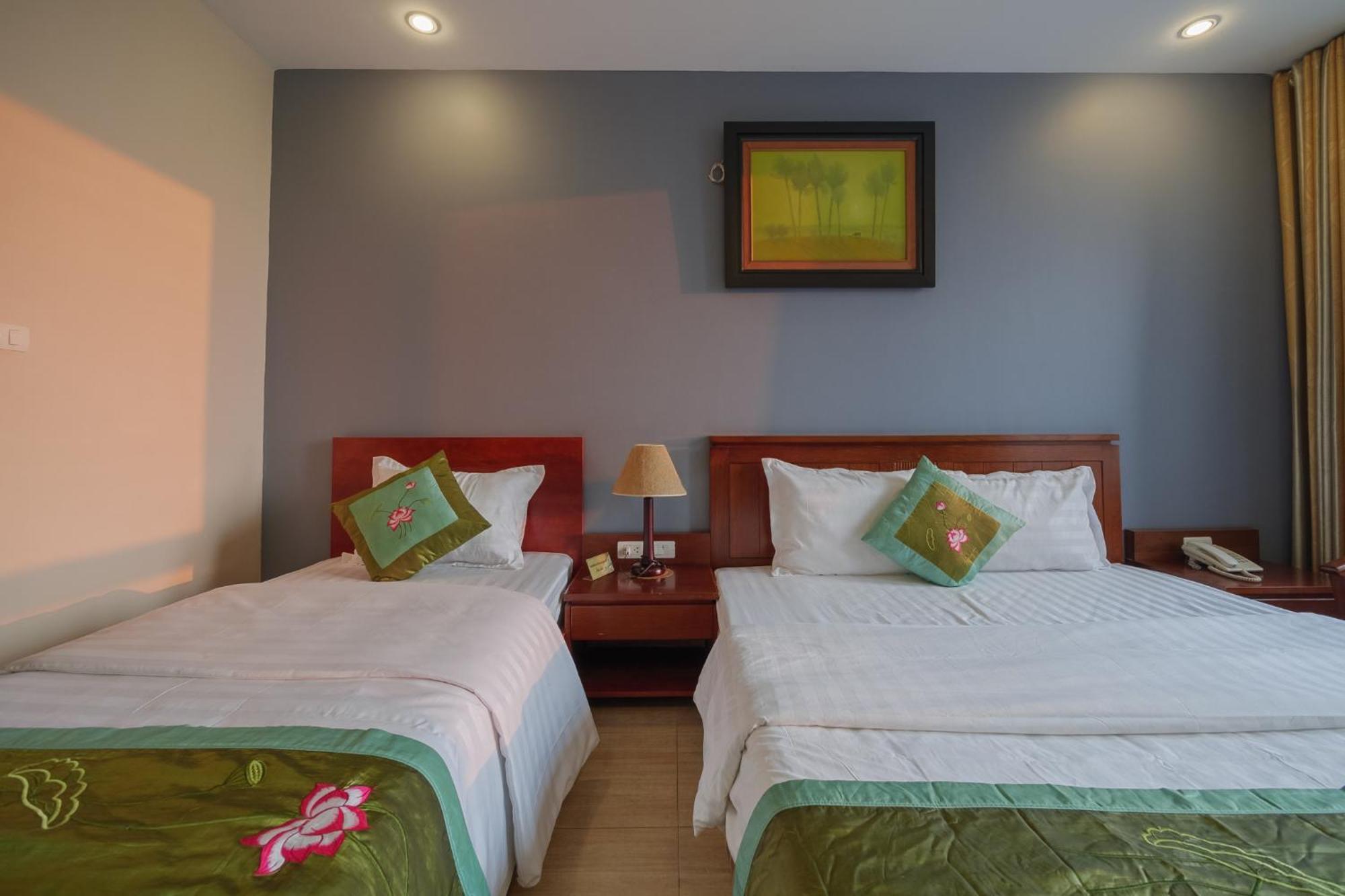 Ngan Ha Hotel Long Bien 하노이 외부 사진