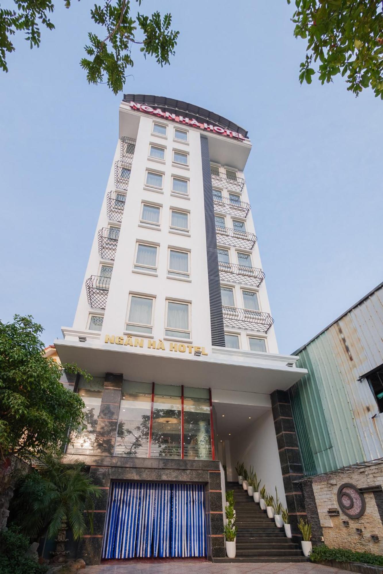 Ngan Ha Hotel Long Bien 하노이 외부 사진