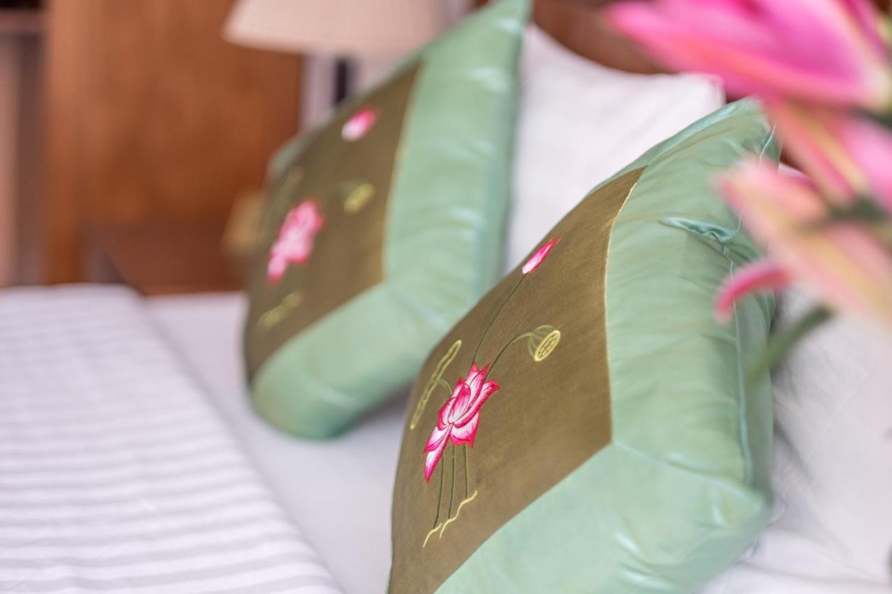 Ngan Ha Hotel Long Bien 하노이 외부 사진